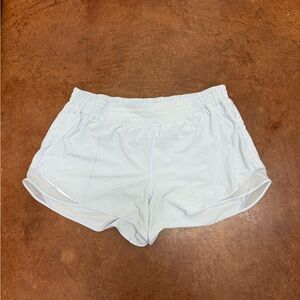 SIZE 20 LULULEMON HOTTY HOT SHORTS - LIGHT PURPLE